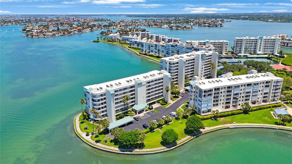 7922 SAILBOAT KEY BOULEVARD S 206 photo 2