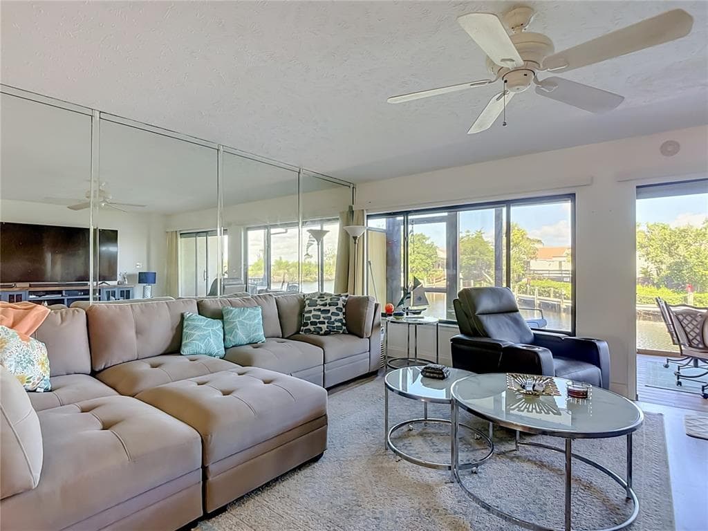25188 MARION AVENUE 1038 photo 23