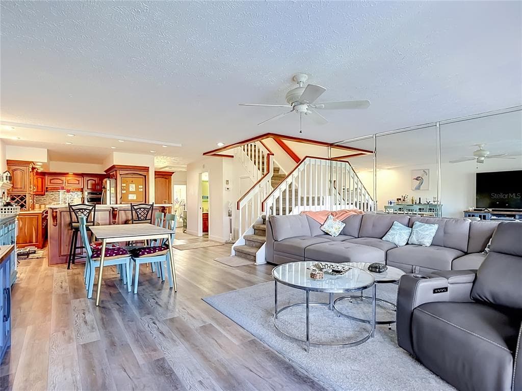 25188 MARION AVENUE 1038 photo 6