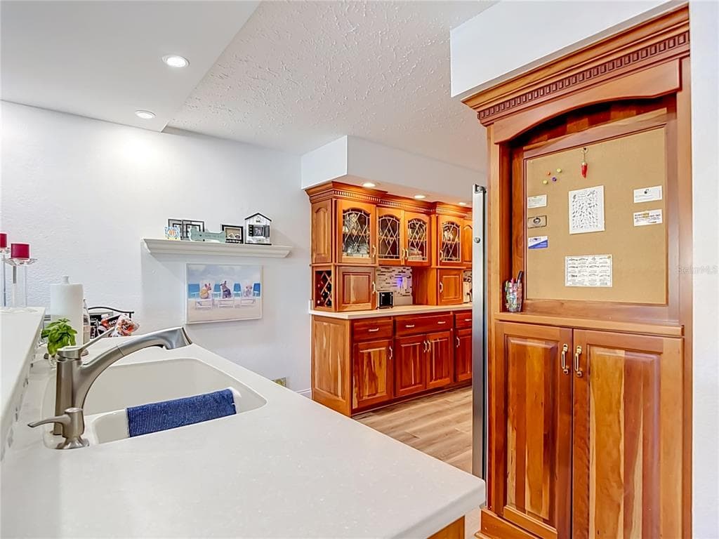 25188 MARION AVENUE 1038 photo 15