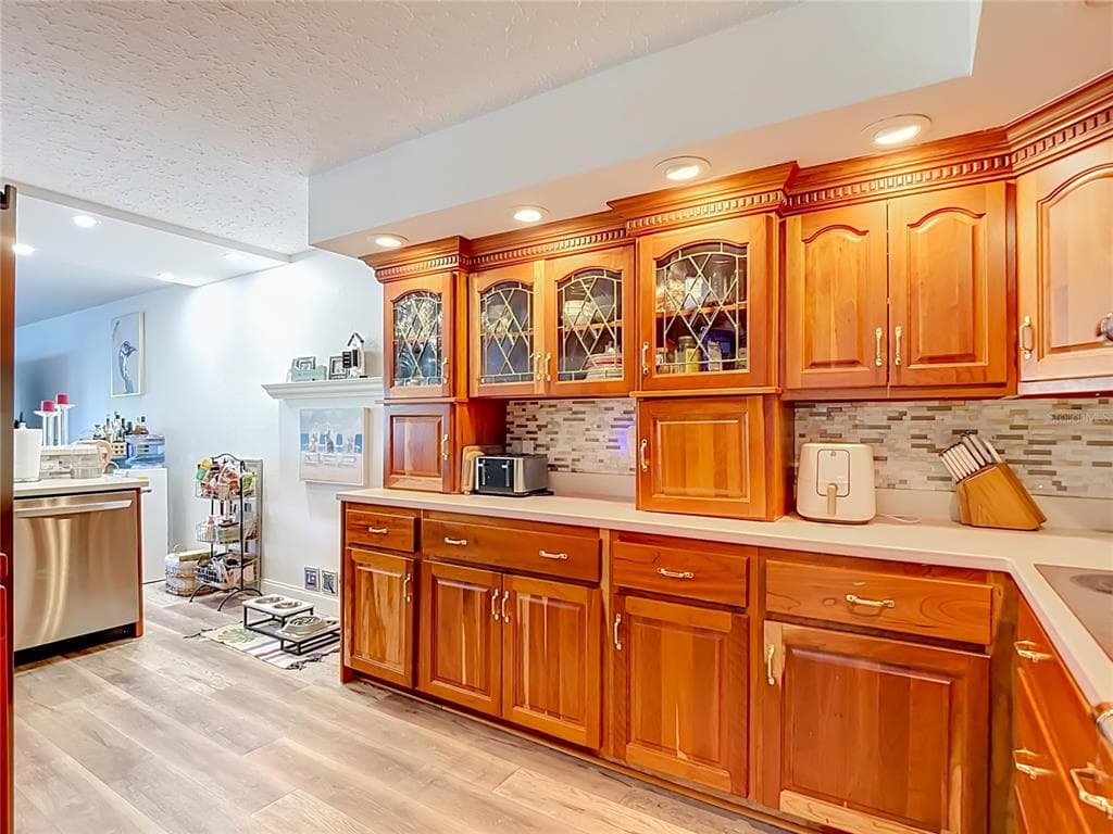 25188 MARION AVENUE 1038 photo 11