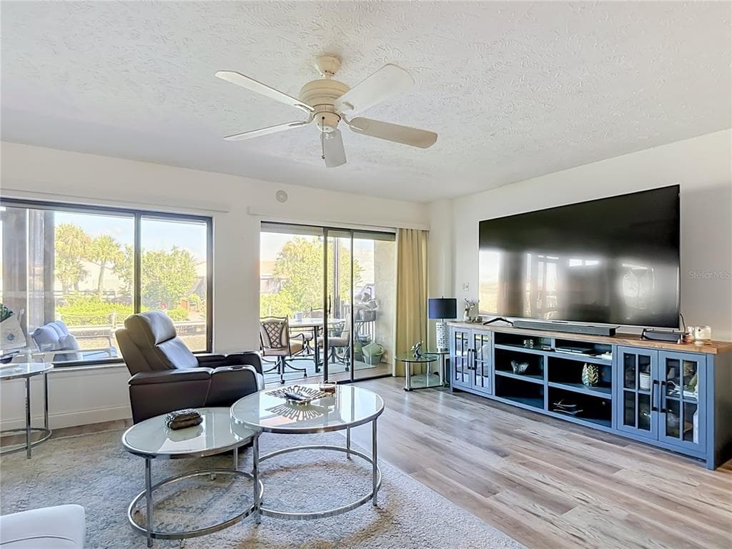25188 MARION AVENUE 1038 photo 21