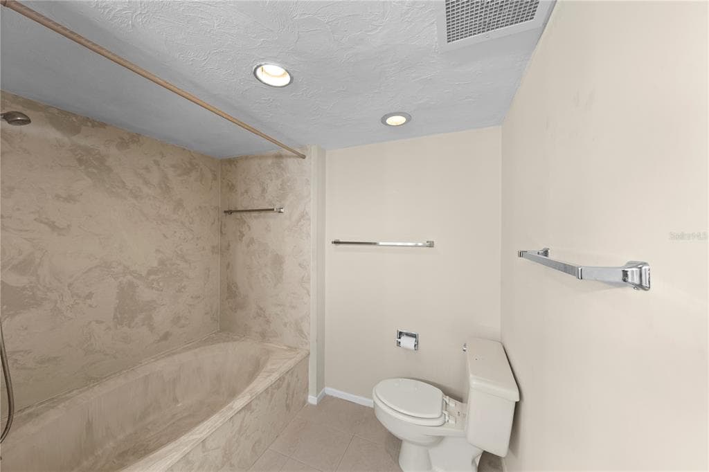 3003 S ATLANTIC AVENUE 6B4 photo 23
