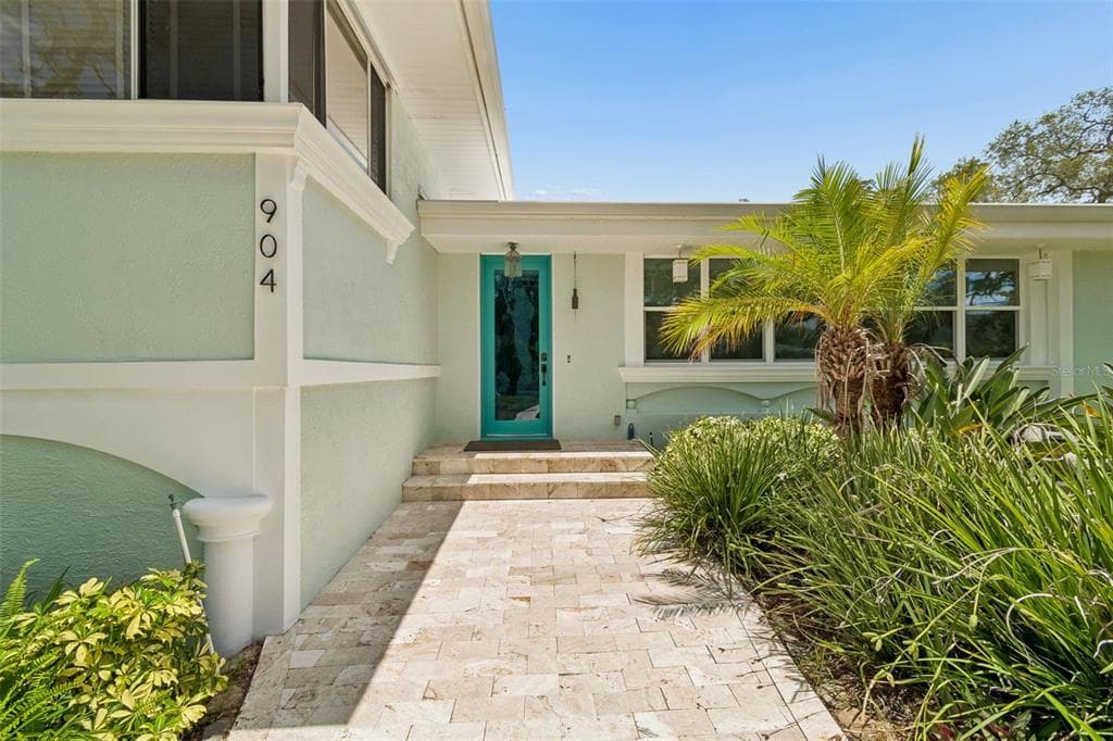 904 BAYSHORE DRIVE photo 2
