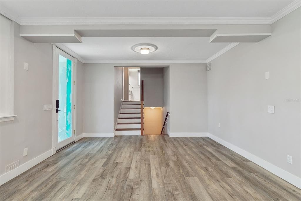 904 BAYSHORE DRIVE photo 17