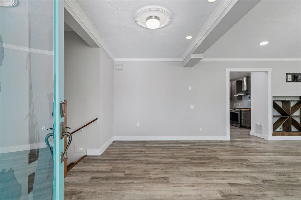 904 BAYSHORE DRIVE photo 3