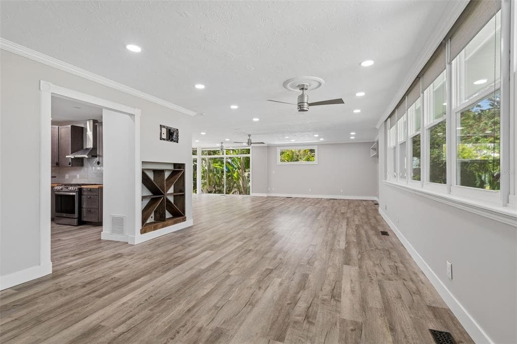 904 BAYSHORE DRIVE photo 5