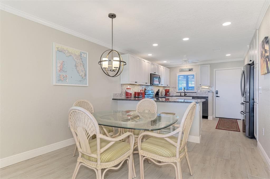 1608 STICKNEY POINT ROAD 8-107 photo 19