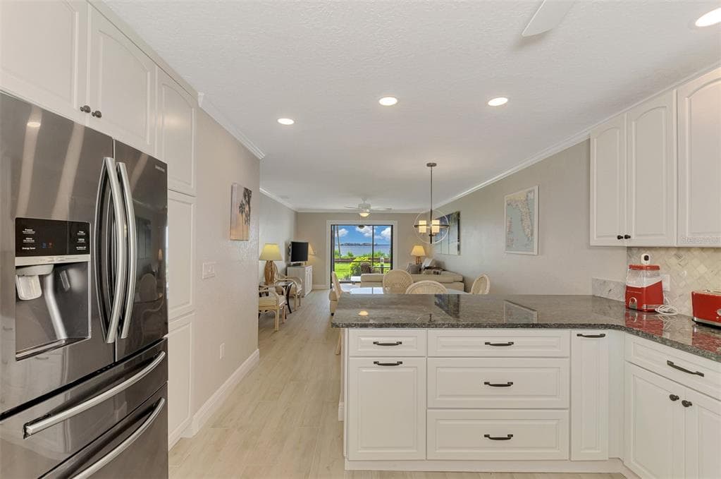 1608 STICKNEY POINT ROAD 8-107 photo 8