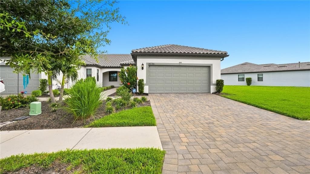14756 MISTY POND LOOP photo 2