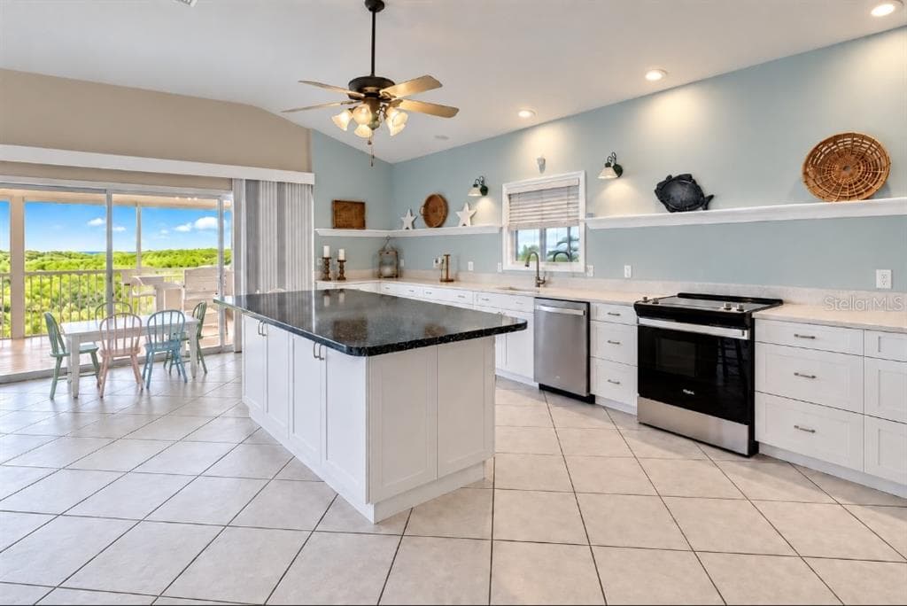 14441 BIRCH STREET photo 22