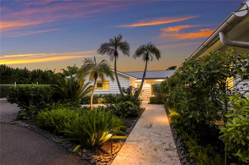 6561 BAYOU HAMMOCK ROAD photo 8
