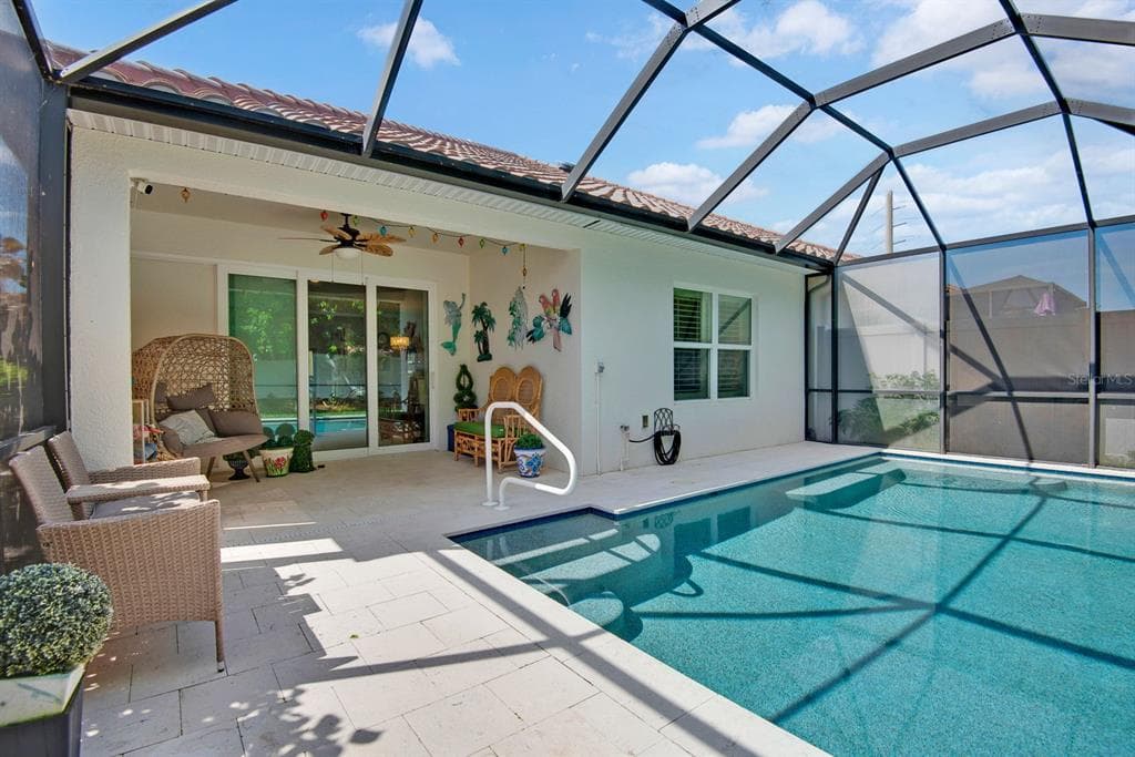 7010 PLAYA BELLA DRIVE photo 2