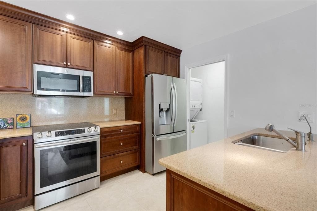 6462 WILD OAK BAY BOULEVARD 244 photo 18