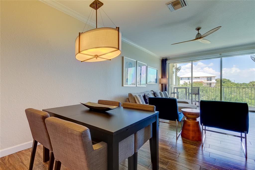 129 BRENT CIRCLE photo 13