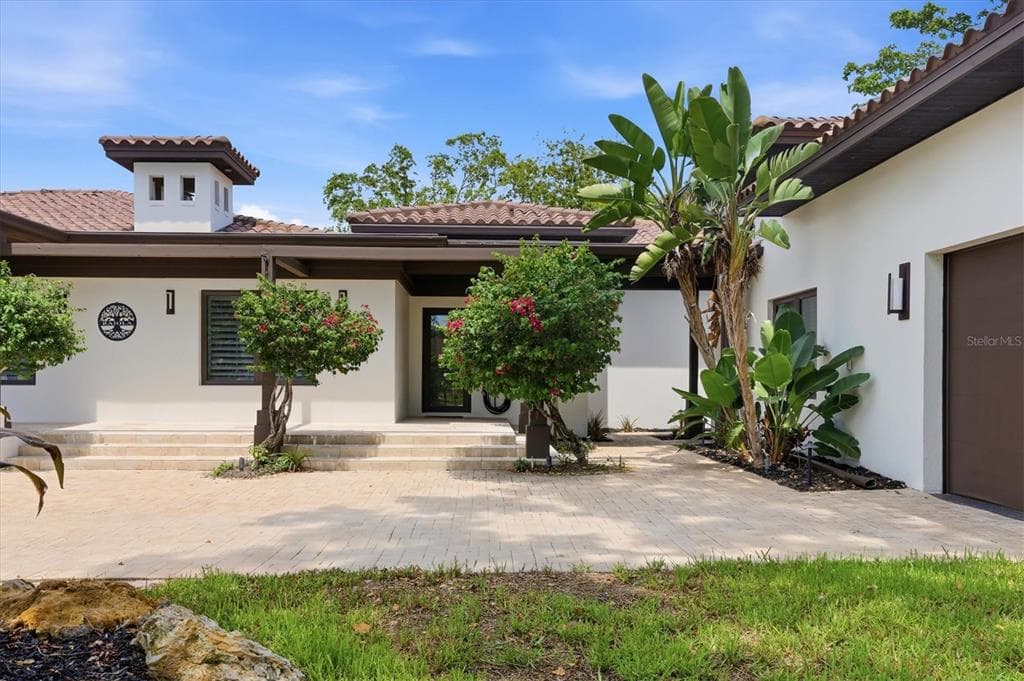 829 IDLEWILD WAY photo 10