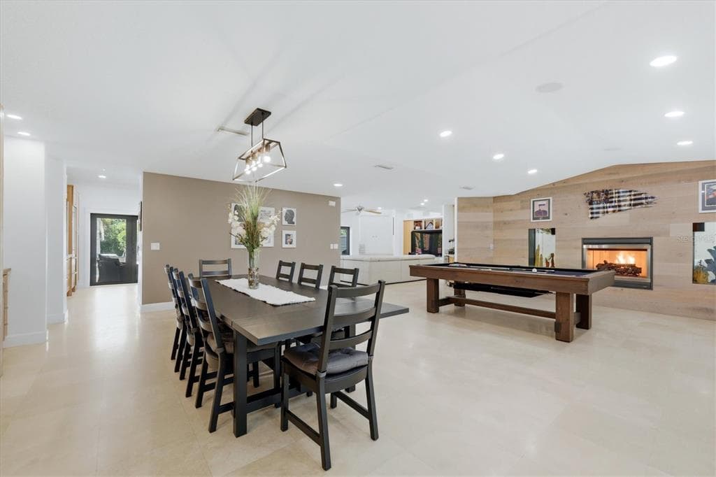 829 IDLEWILD WAY photo 14