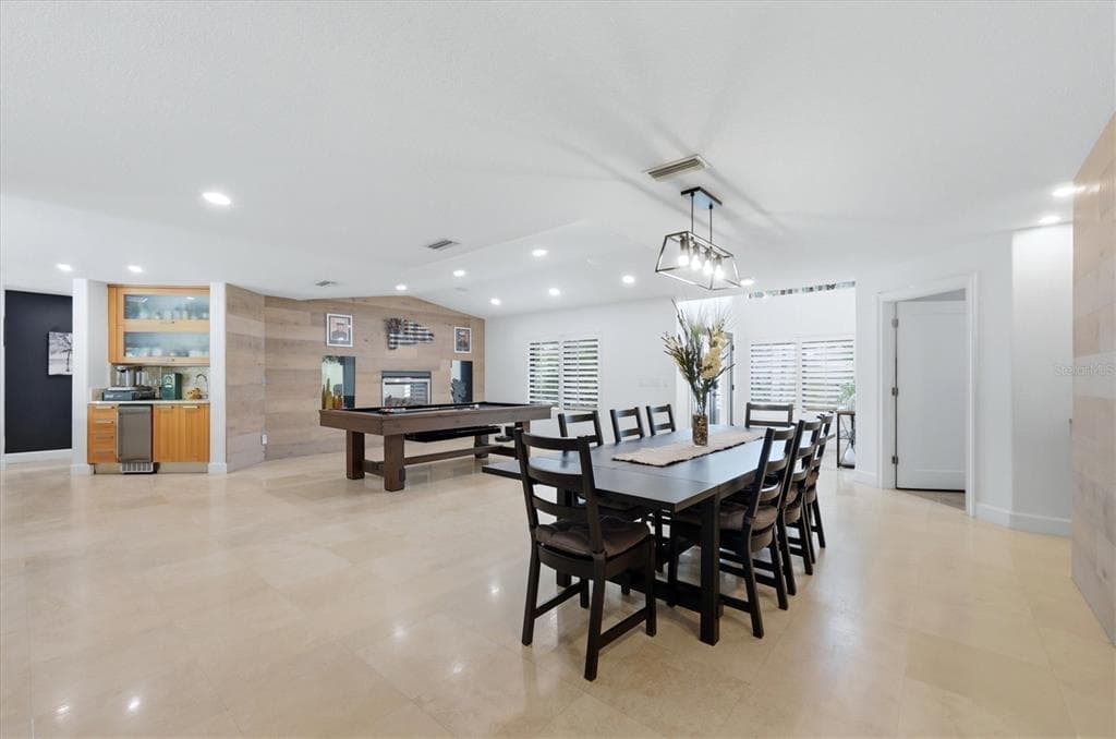 829 IDLEWILD WAY photo 15