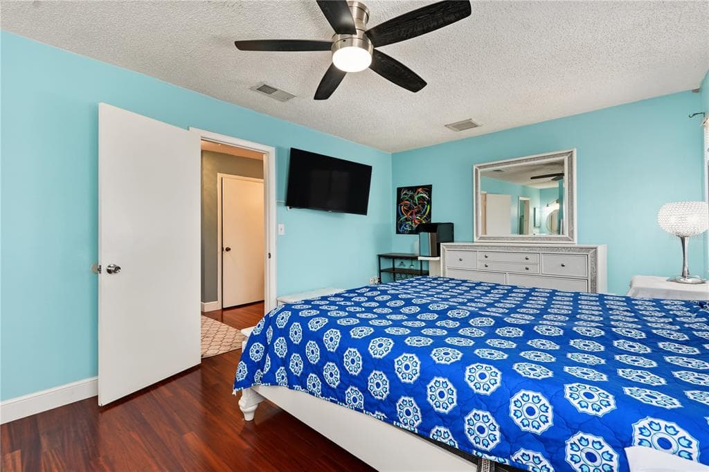 8414 17TH STREET N photo 20