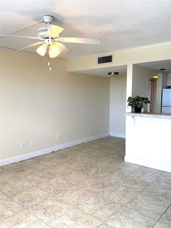 7665 SUN ISLAND DRIVE S 409 photo 9