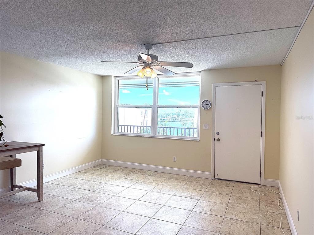 7665 SUN ISLAND DRIVE S 409 photo 10