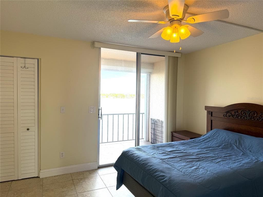 7665 SUN ISLAND DRIVE S 409 photo 14