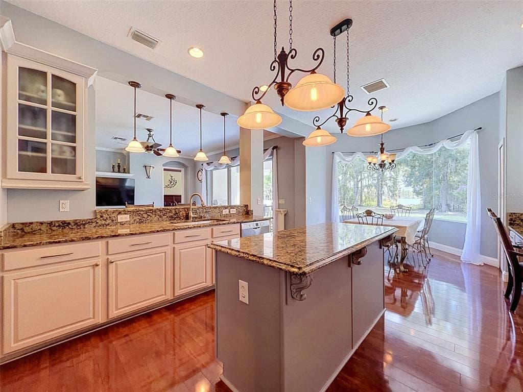 11352 OYSTER BAY CIR photo 12