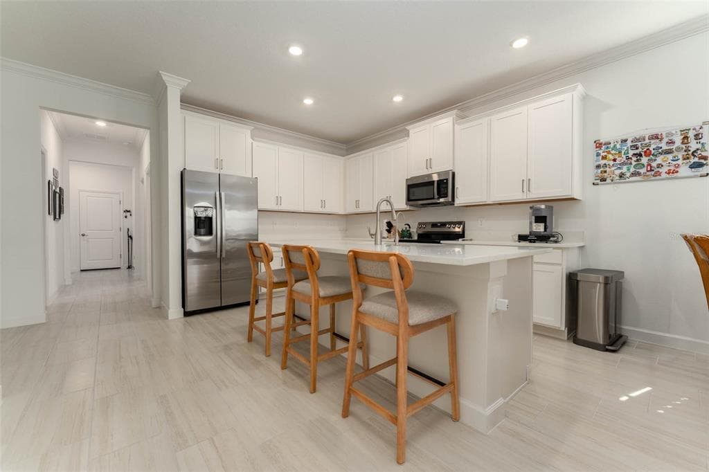 12592 LILY QUARTZ LOOP photo 17
