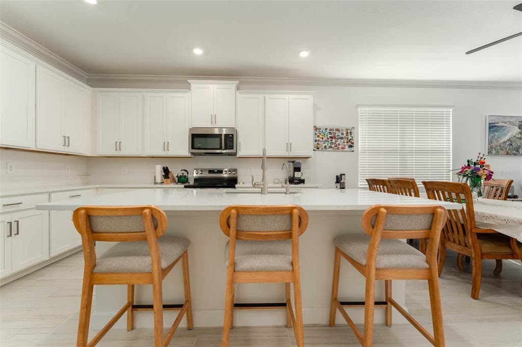 12592 LILY QUARTZ LOOP photo 18