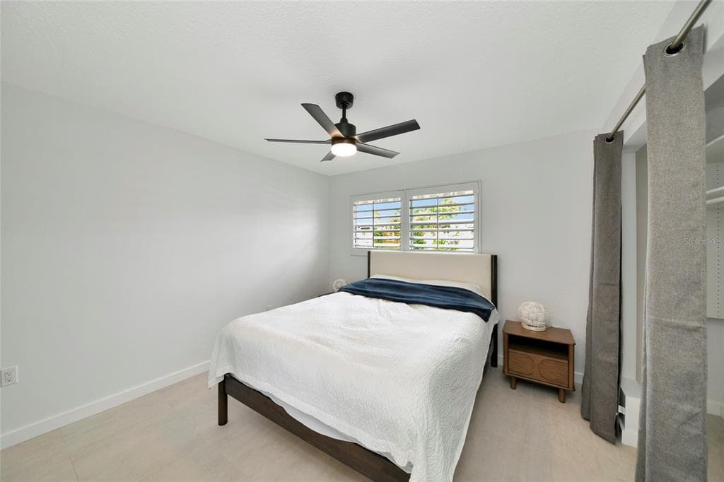 729 SAINT JUDES DRIVE S 2 photo 22