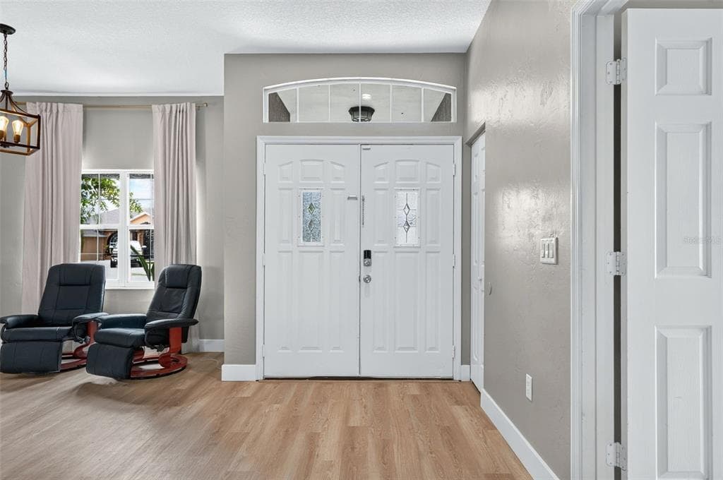 16 CHERRYTREE COURT photo 9