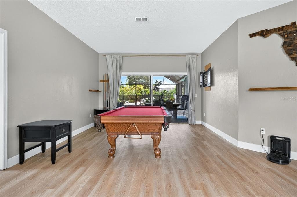16 CHERRYTREE COURT photo 11