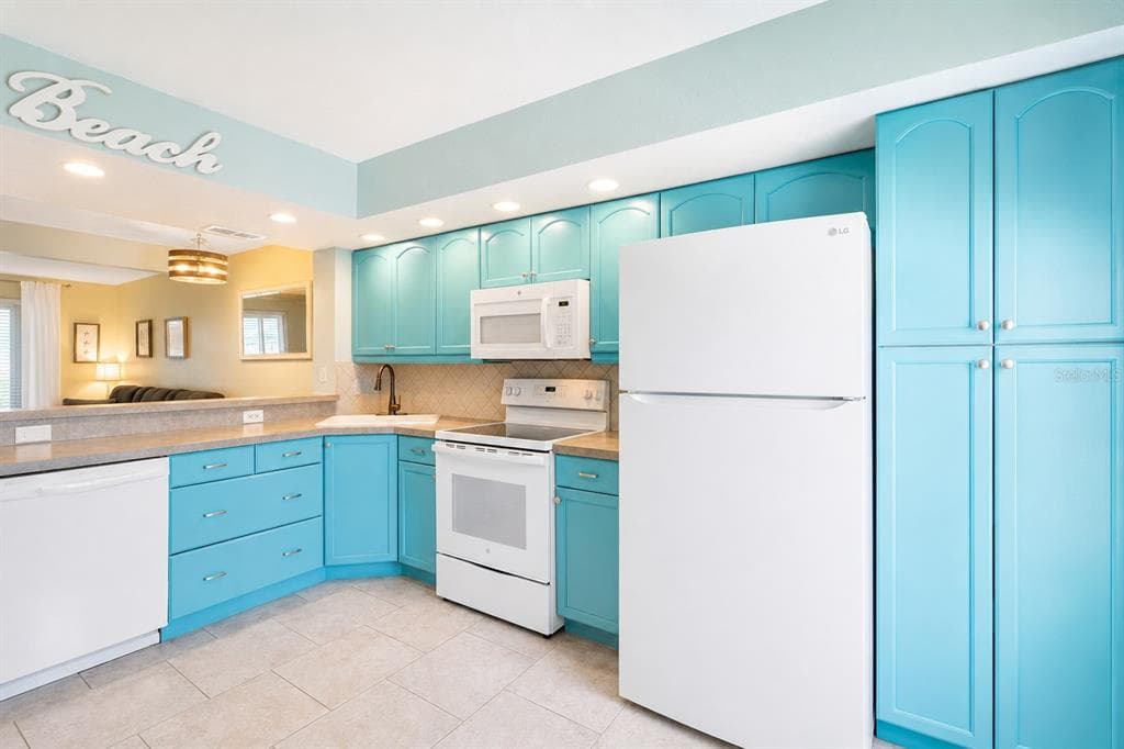 26310 RAMPART BOULEVARD 504 photo 8