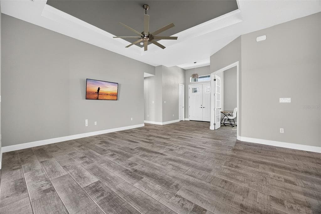 1361 BLUE LAKE CIRCLE photo 4