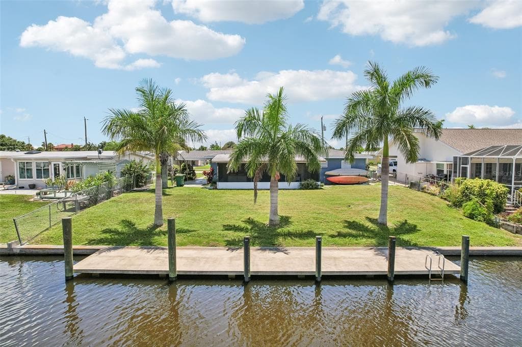 561 LINDLEY TERRACE photo 24