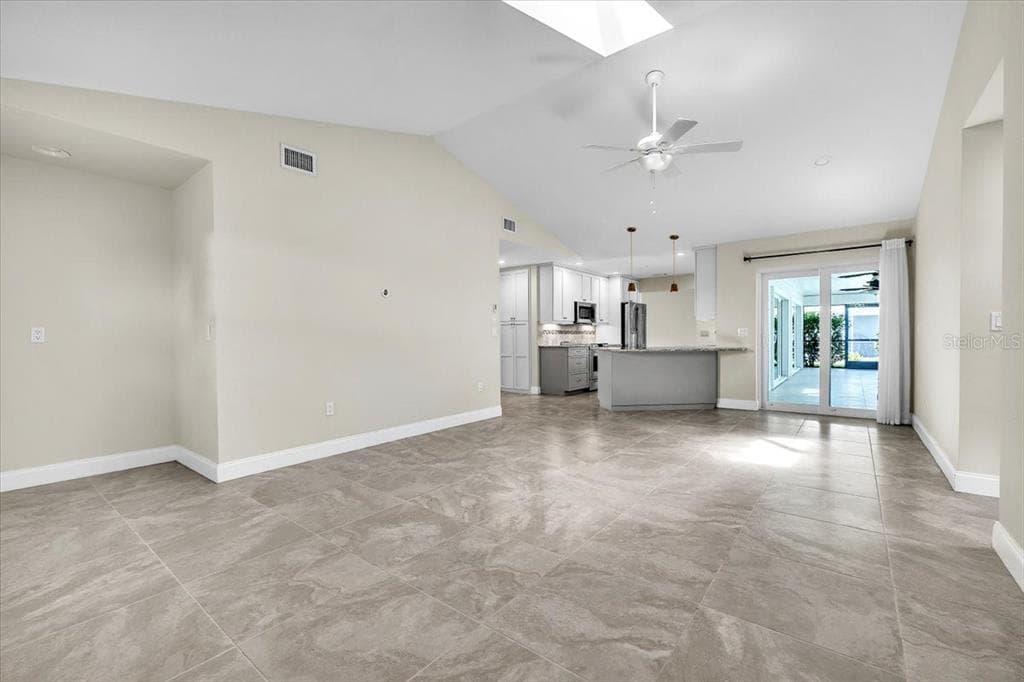 26090 CONSTANTINE ROAD photo 24