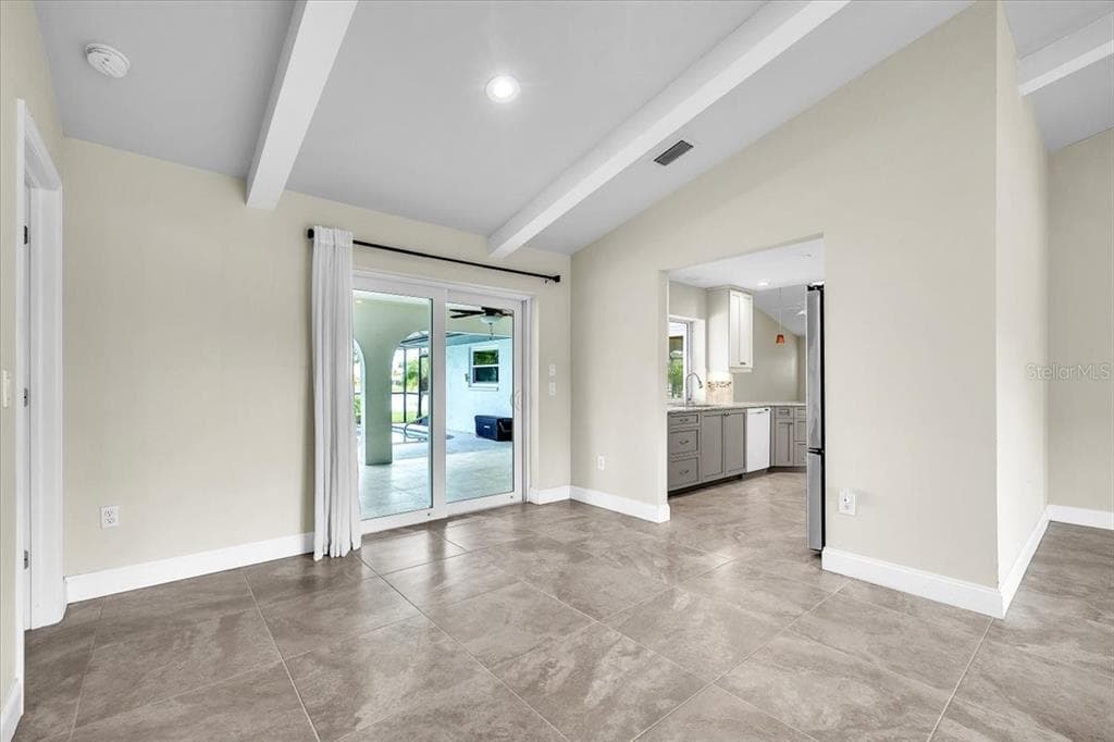 26090 CONSTANTINE ROAD photo 8