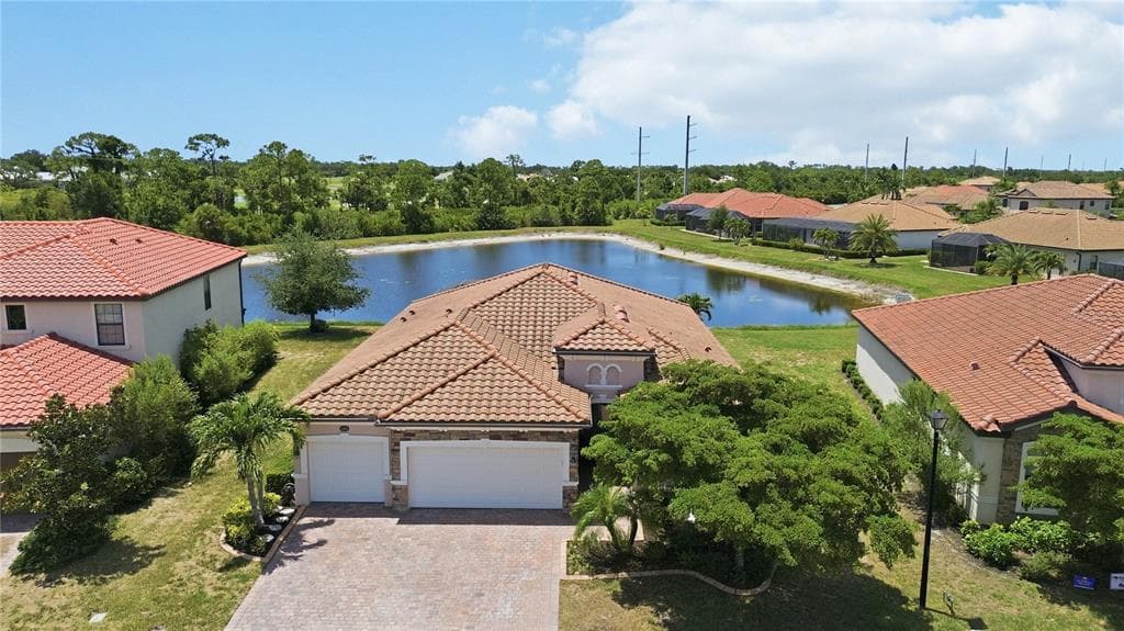 13834 VANCANZA DRIVE photo 1