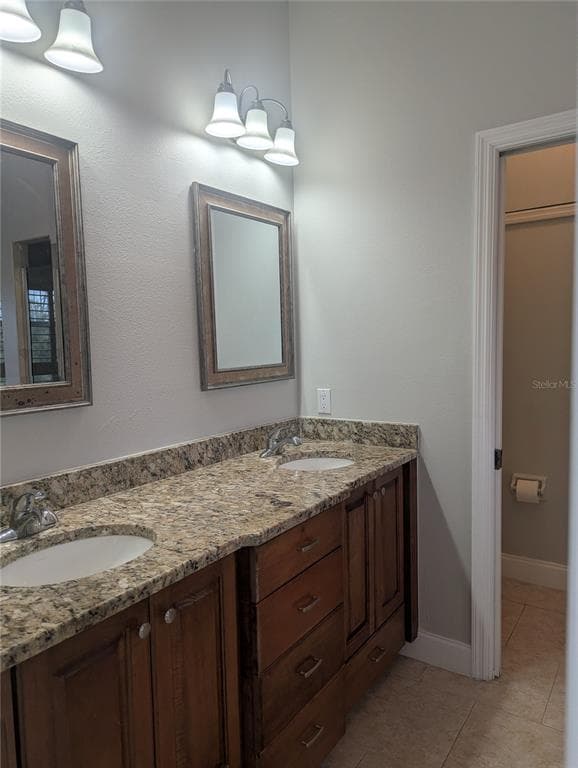 1167 EXETER CIRCLE photo 17
