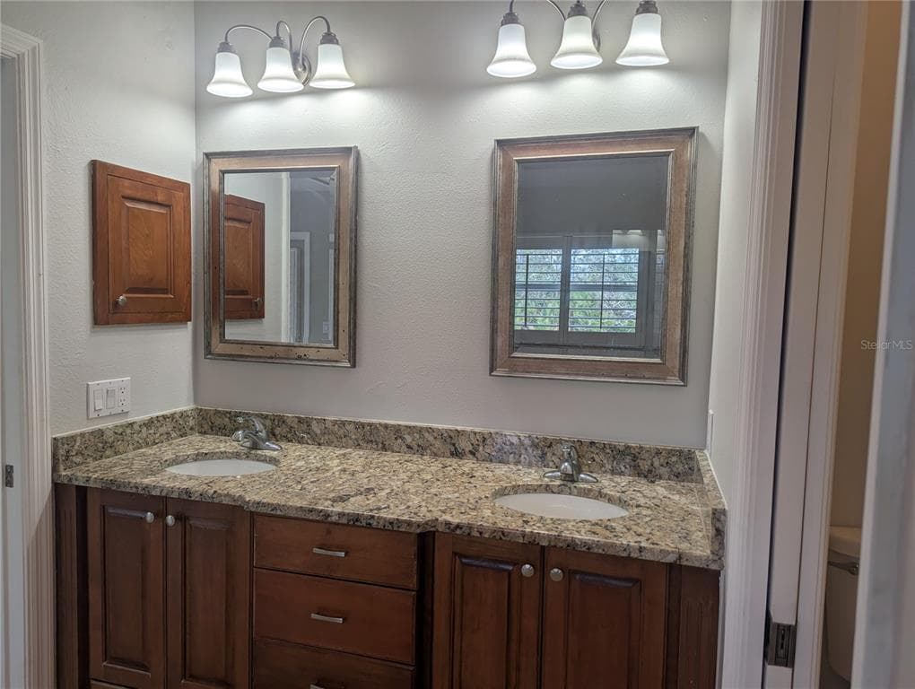 1167 EXETER CIRCLE photo 18