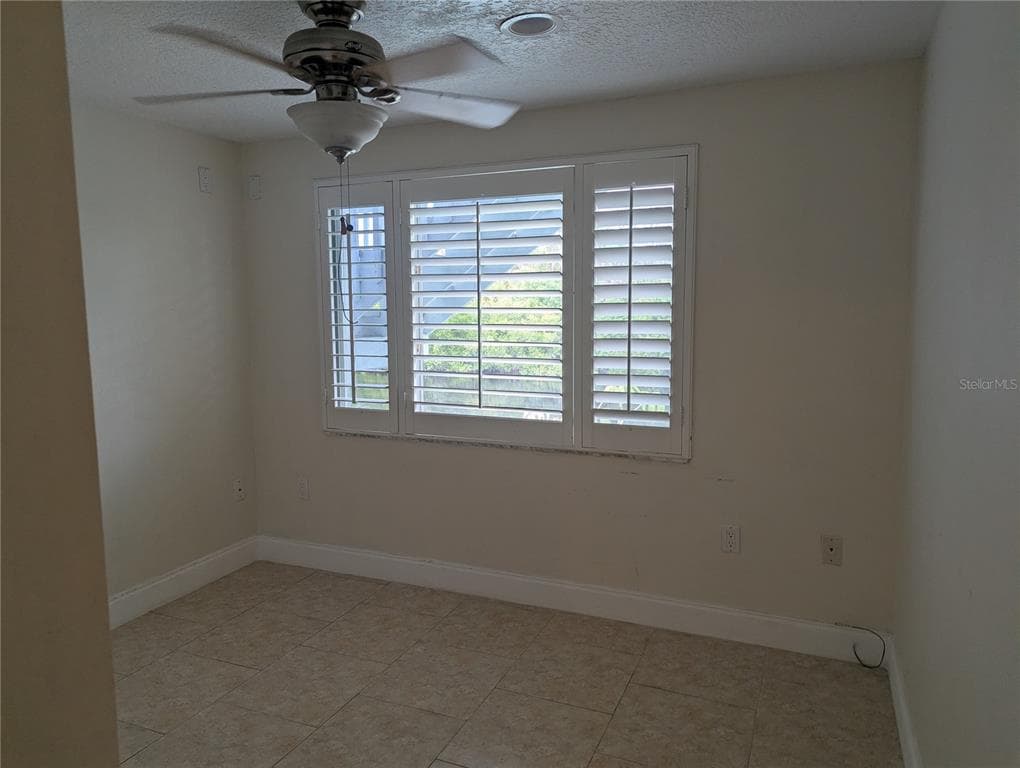 1167 EXETER CIRCLE photo 19
