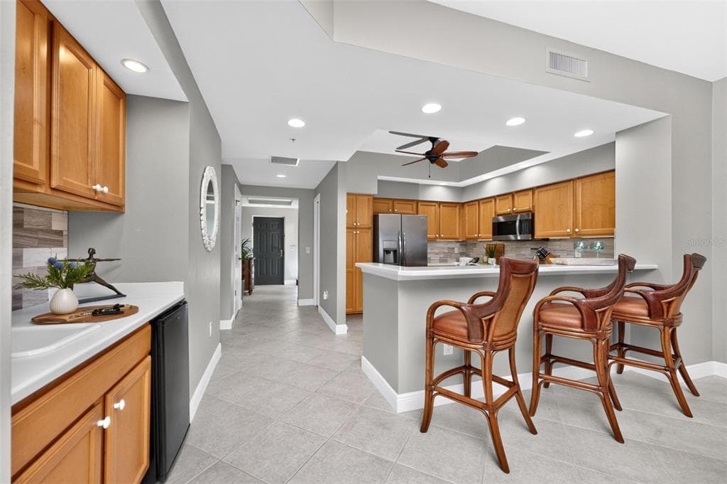 3313 SUNSET KEY CIR 402 photo 7
