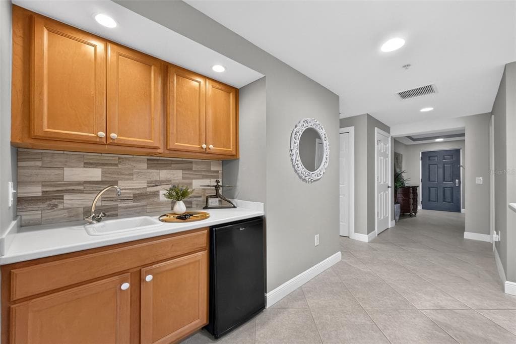 3313 SUNSET KEY CIR 402 photo 15