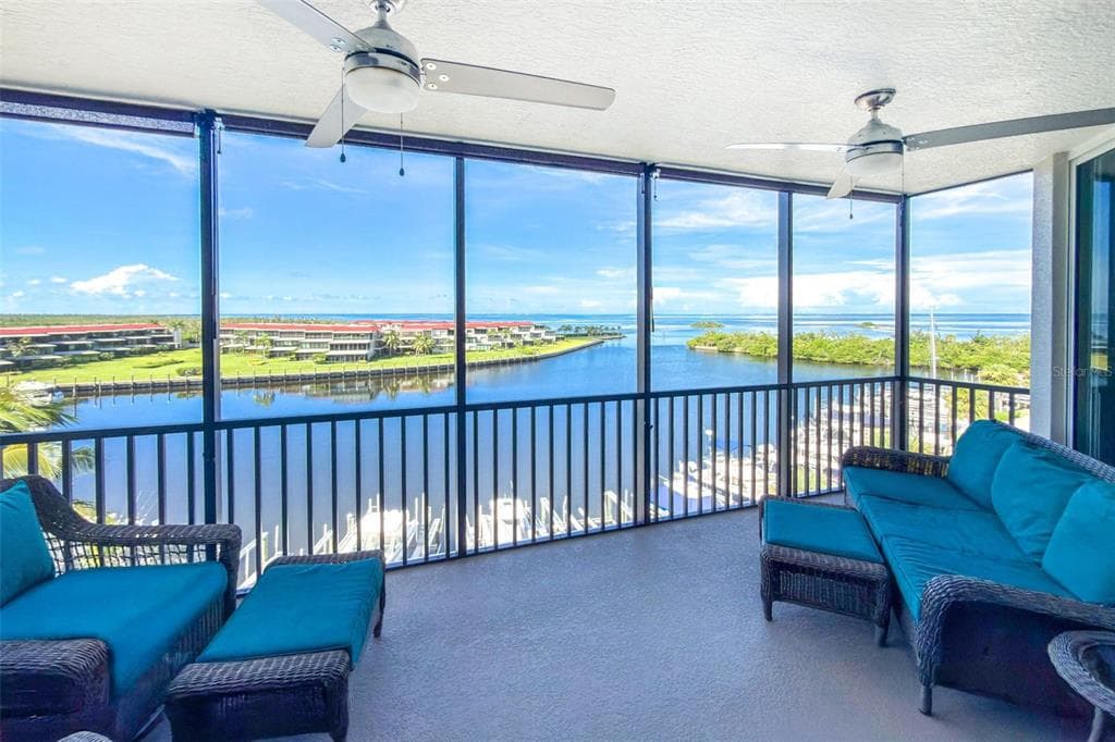 3313 SUNSET KEY CIR 402 photo 4