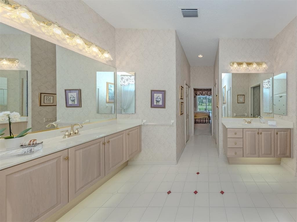321 WILD PINE WAY photo 20