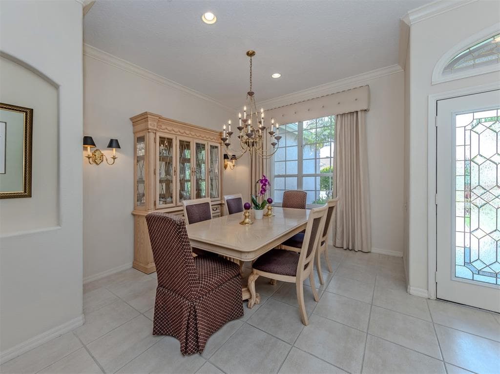 321 WILD PINE WAY photo 9