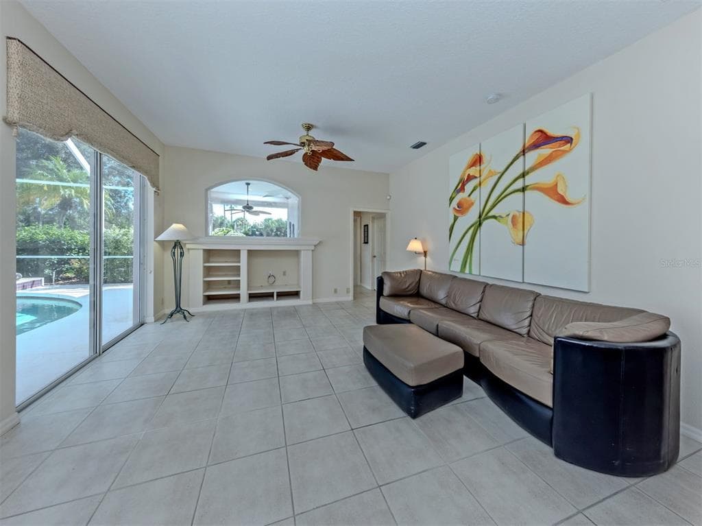 321 WILD PINE WAY photo 14