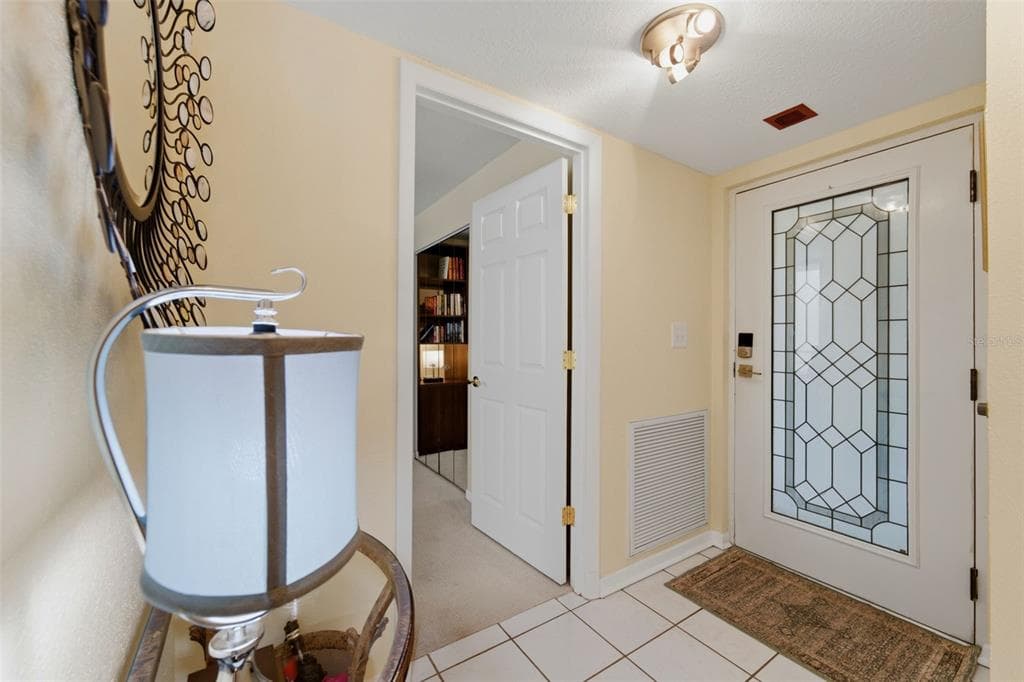 2775 KIPPS COLONY DRIVE S 305 photo 5