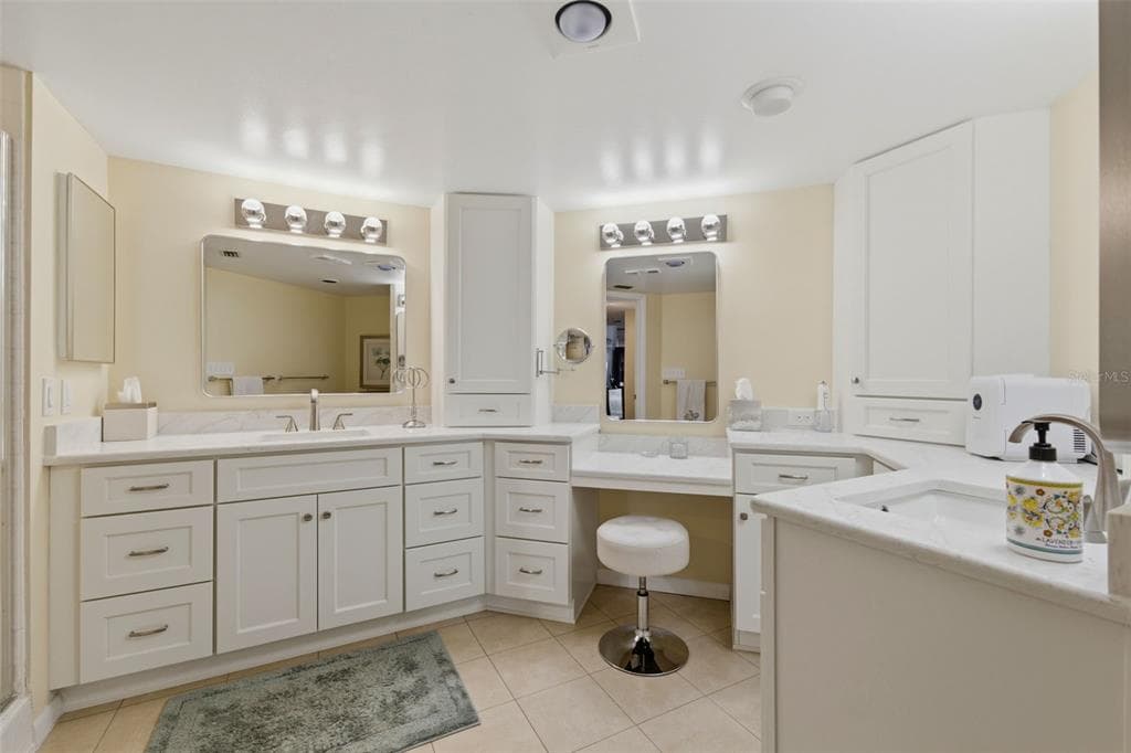 2775 KIPPS COLONY DRIVE S 305 photo 20