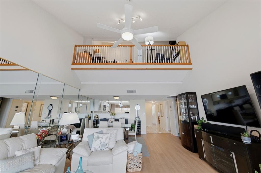 2775 KIPPS COLONY DRIVE S 305 photo 14